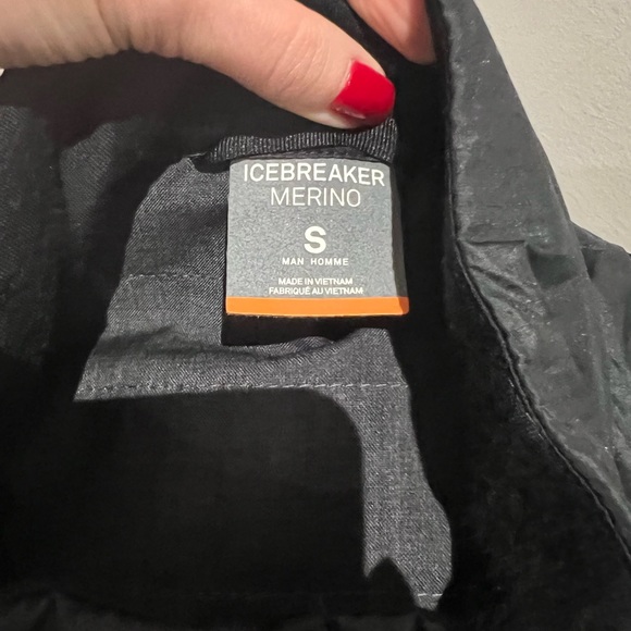 Icebreaker Merino wool men’s black vest - Picture 2 of 5